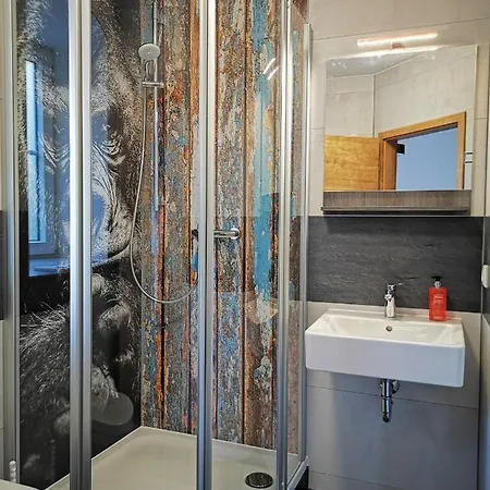 Πανσιόν Unterm Schlossturm Haag in Oberbayern